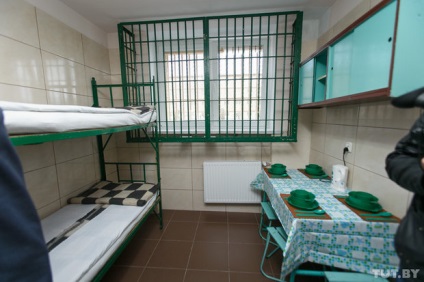 Ce arată Prison și Siso în Polonia?