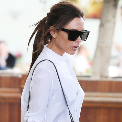 În timp ce Victoria Beckham sa confruntat cu dieta acneei Victoria Beckham și alte 3 sănătate și frumusețe secretă