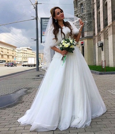 Kalashnikov nu a așteptat ca chaliapinul mirelui nu a venit la propria nuntă, cronică seculară