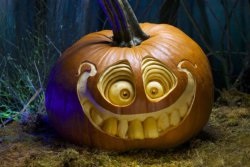 Sculptarea unui dovleac pentru Halloween