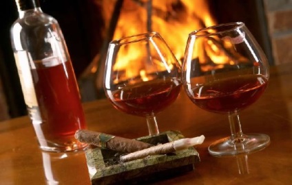 Cognac la alcool cu ​​presiune scăzută, vin roșu, bere, stimulare