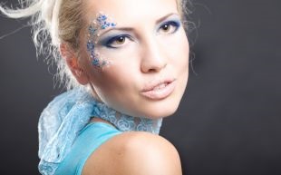 Fard de ochi cu pietre foto, make-up pentru ochi