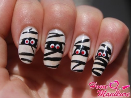 Manichiura de Halloween Nail Art în ajunul Zilei tuturor Sfinților