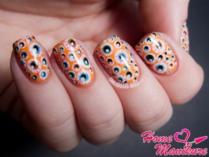 Manichiura de Halloween Nail Art în ajunul Zilei tuturor Sfinților