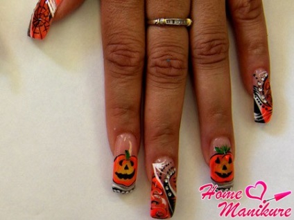 Manichiura de Halloween Nail Art în ajunul Zilei tuturor Sfinților