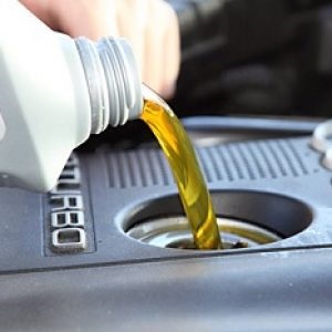 Principalele motive pentru creșterea consumului de ulei în motor, consumul normal de ulei pentru mașină
