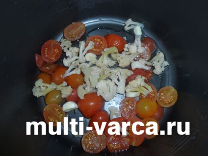 Supă de legume cu varză și roșii într-o multivarcă