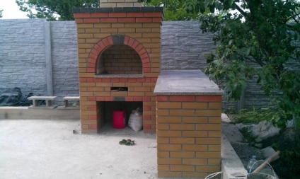 BBQ cuptor cu mâinile - cum să construiască un cuptor gratar cu propriile mâini, fotografii și clipuri video, 