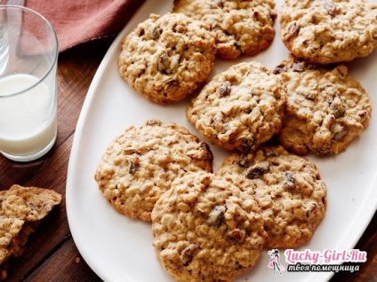 Cookie-urile din fulgi de ovăz sau cum să gătești un desert delicios
