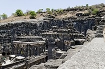 Peșterile lui Ellora din India - descriere, construcție, temple budiste, fotografie