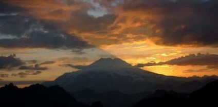 Pregătirea ascensiunii spre munții Elbrus