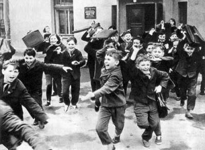 Despre copilăria noastră sovietică și despre jocurile copiilor din epoca URSS
