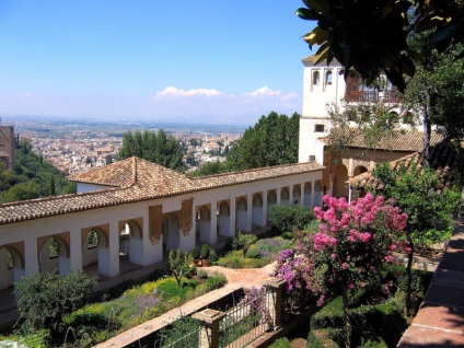 Grădinile din Generalife din Granada, Spania (30 fotografii)