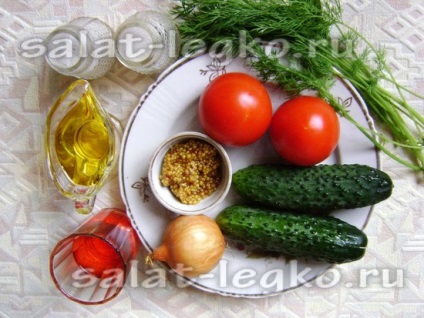 Salata din roșii, castraveți și verdețuri