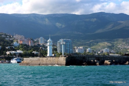 O excursie independentă la Yalta de la Gaspra și o excursie cu barca