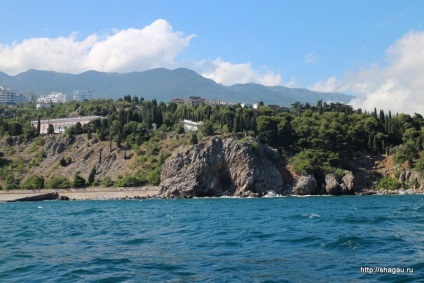 O excursie independentă la Yalta de la Gaspra și o excursie cu barca