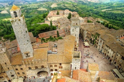 San Gimignano - un scurt ghid urbanistic - italiatut