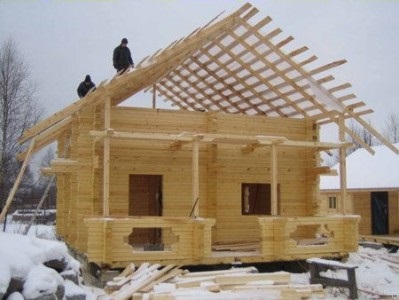 Construirea unei case în toamnă este o regulă importantă