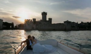 Ceremonia de nunta pe o inregistrare de nunta la yacht - outbound in italia