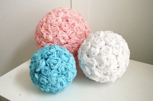 Nunta Topiary Ball of Roses