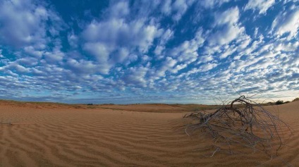 Misterios desert nisip aleshkovskie lângă Kherson (Ucraina)