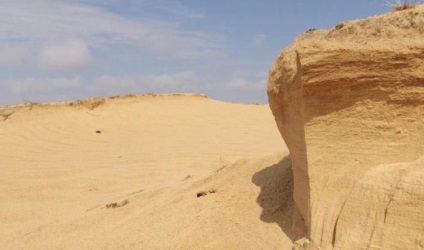 Misterios desert nisip aleshkovskie lângă Kherson (Ucraina)