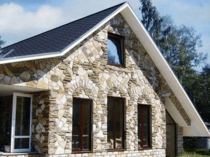 Opțiuni pentru finisarea fațadei unei case, a casei de lemn, a casei