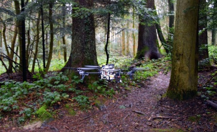 Svájcban létrehozott egy drone, amely keresik az emberek elvesztették az erdőben - és high-tech