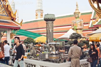 Templul lui Buddha cu smarald din Bangkok