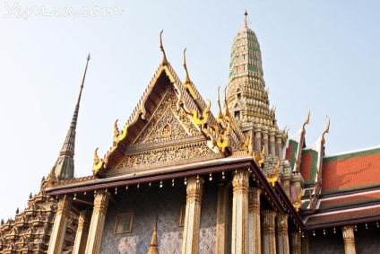 Templul lui Buddha cu smarald din Bangkok