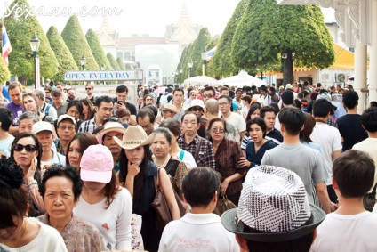 Templul lui Buddha cu smarald din Bangkok