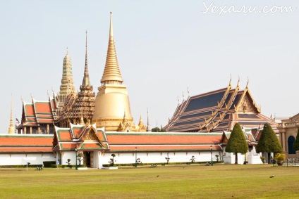 Templul lui Buddha cu smarald din Bangkok