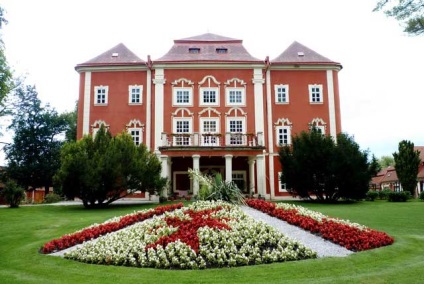 Castle Dětenice - lovagi tornák és egyéb hagyományok a középkor (versenyek) Castle Dětenice - lovagi tornák és egyéb hagyományok a középkor