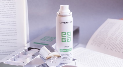 Védi a bőrt a Givenchy hírek vax`in ifjúsági város bőr megoldás