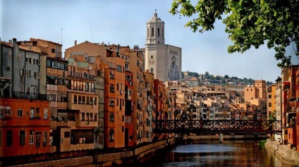 Girona, hogyan lehet eljutni a Barcelona aeroprta