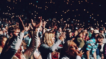 10 Atribute ale a ceea ce facem de la închinarea idolilor