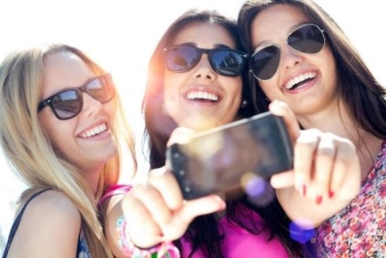 8 sfaturi despre cum să faci un selfie ideal și să colectezi o mulțime de plăceri