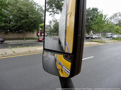 Camionul american de încărcături de camioane din interior