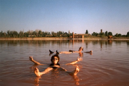 Lacul de vindecare din tinaki