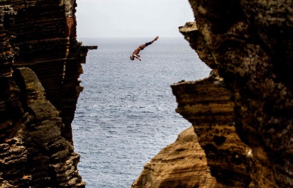Ce este Cliff Diving?