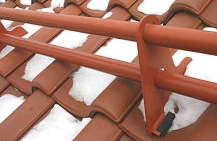 Suporți de zăpadă pe tipuri de acoperiș, tipuri de protecție, bariere de zăpadă