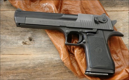 Desert vultur pistol magnum 50 calibru - specificatii, foto