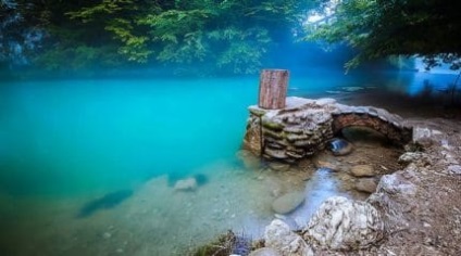 Lacul albastru din Abhazia - fotografie ritsa mică din 2017