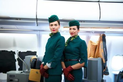 Compania italiană alitalia (alitalia), aeroportul fumichino