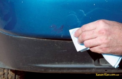 Cum să eliminați zgârieturile din mașină cu poloneză