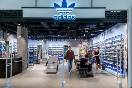 Ceea ce arată noul magazin de originale adidas în revista kyiv - dtf, nu ia fals