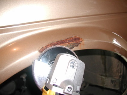 Как да се почисти, премахвате лечение или премахване на ръжда от тялото на колата, Toyota Highlander