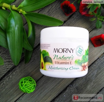 Crema de corp cremos de vitamina E - 