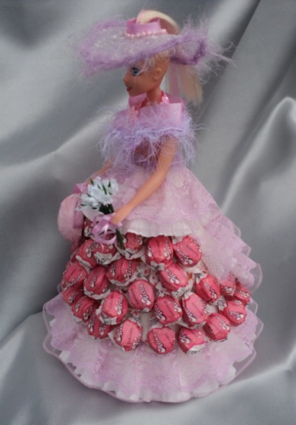 Păpușă într-o fustă de dulciuri și trandafiri (cum se face) - suită-disjute - cadouri și cadouri - catalog de articole -