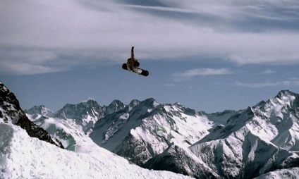 Cele mai bune filme despre snowboarderi și schiori